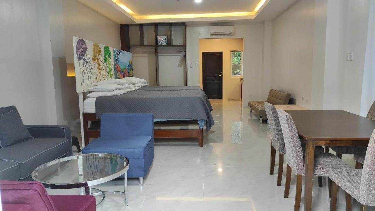 Aundanao Oasis Beach Samal Buitenkant foto