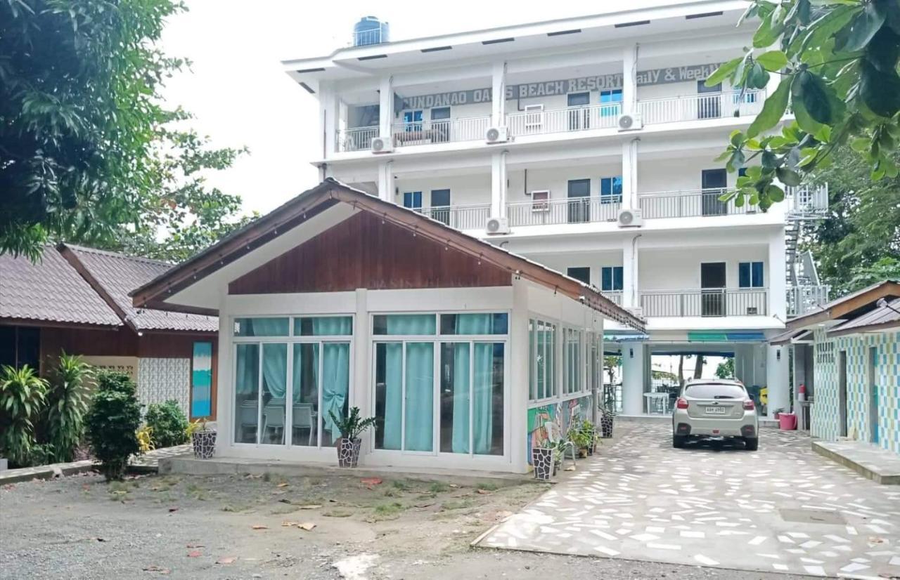 Aundanao Oasis Beach Samal Buitenkant foto